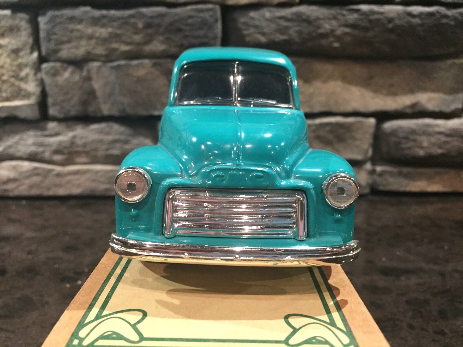 Ertl 1951 GMC Panel Truck Diecast Bank Holiday Wholesale Wisconsin