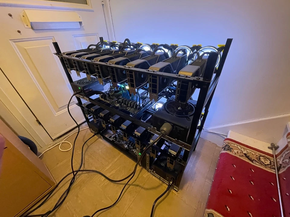 Crypto Mining Rig - Full training and setup - plug and play - 40+ coins - Image 4 of 4