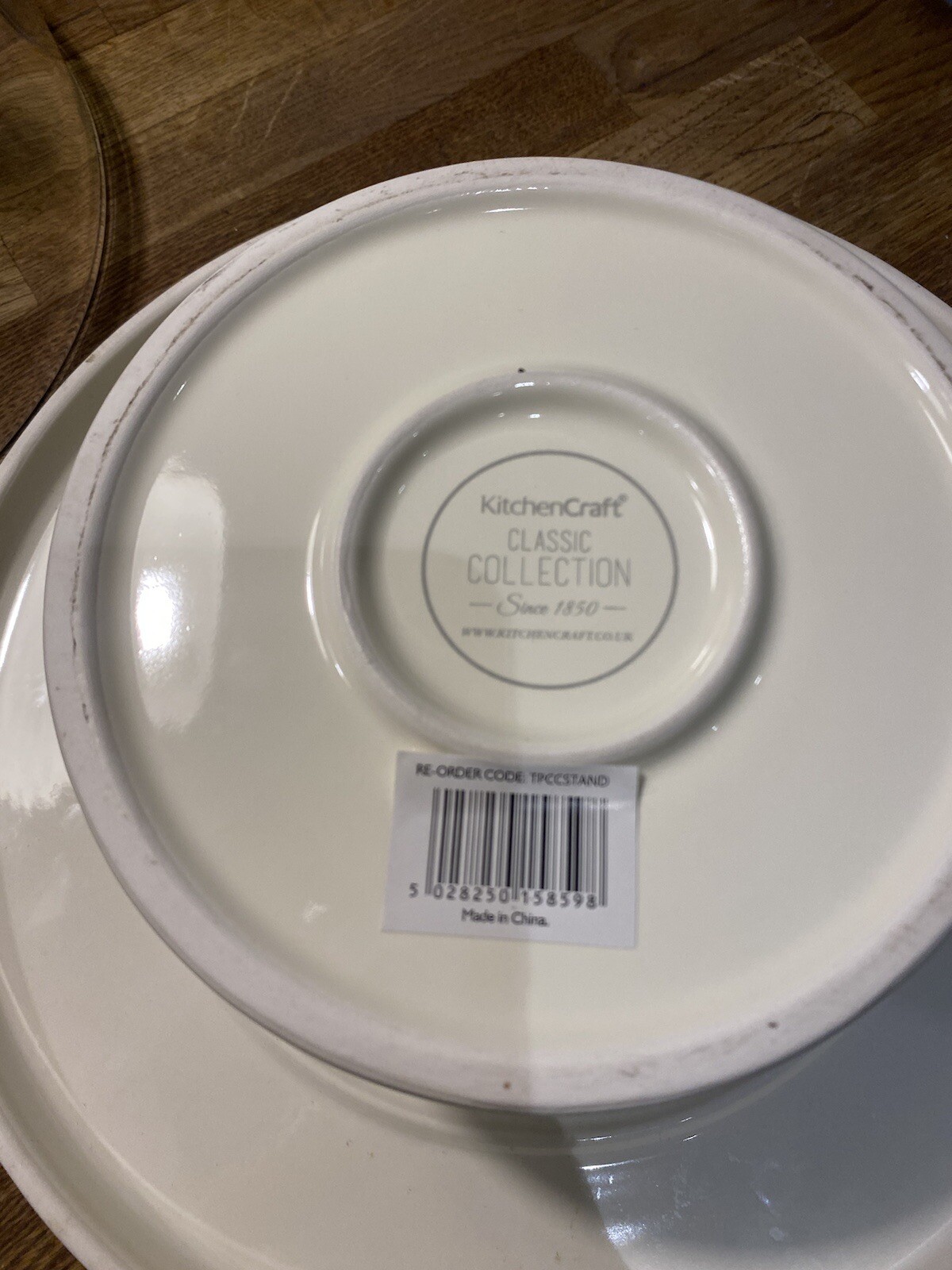 Kirchencraft Cream Ceramic Cake Stand With Glass Done Lid Emma