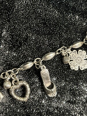 BRIGHTON Silver-tone 14 Charm Chain-link Belt w/ Heart Tin  display picture 3
