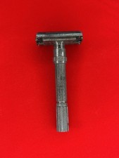 1968 Gillette Slim Adjustable Safety Razor N4 Made in USA Vintage TTO