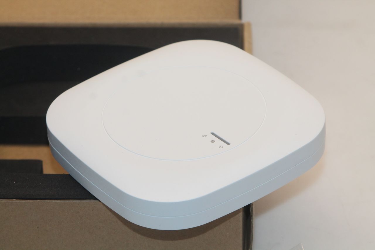 Passerelle IoT Bluetooth WiFi MOKO MKGW1-BW blanche pour maison connectée