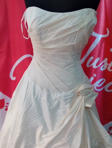 Wedding Dress size 10 ivory silk Alan Hannah, check measurements, F - Picture 2 of 6