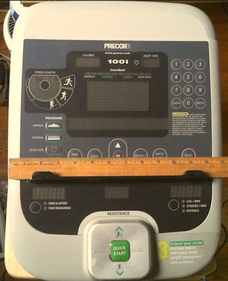 Precor AMT 100i Adaptive Motion Console