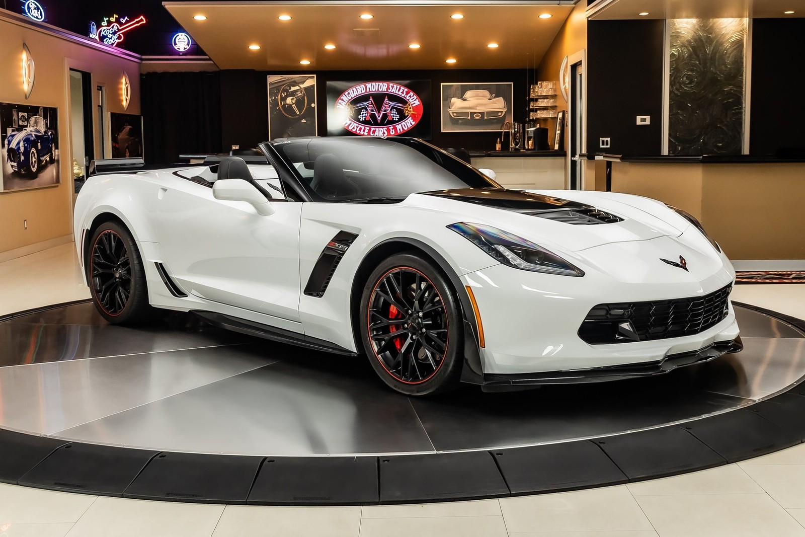 2019 White Chevrolet Corvette Z06 3LZ | C7 Corvette Photo 10