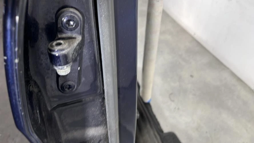 Puerta trasera derecha MERCEDES CLASSE R 251 PHASE 1 BREAK 2517301005 - Imagen 4 de 4