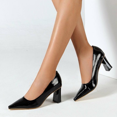 pointed toe mid heels