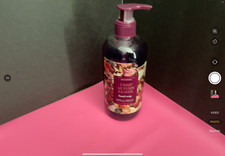 groovi beauty Crisp Autumn Leaves hand soap