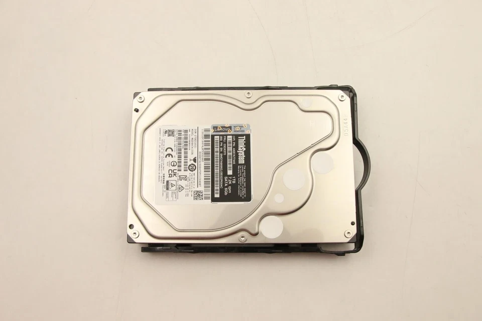 Lenovo 03GX370 1TB 4XB7A77445 ThinkSystem 7.2K SATA 6Gb/s 3.5" Hard Drive HDD - Image 3 of 4