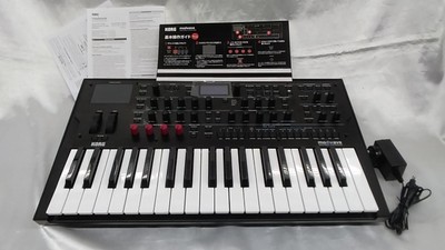 Korg Modwave MKII 37-Key Wavetable Synthesizer from Japan USED