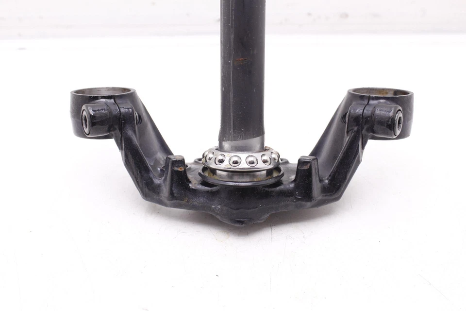 86 HONDA MAGNA 700 VF700C OEM HORQUILLA DELANTERA ABRAZADERA INFERIOR TRIPLE ÁRBOL VÁSTAGO R11.BX22 Foto 3 de 4