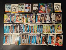 Huge Lot of 95+ Elston Howard Baseball Cards - Refractor Inserts, Base, Parallel