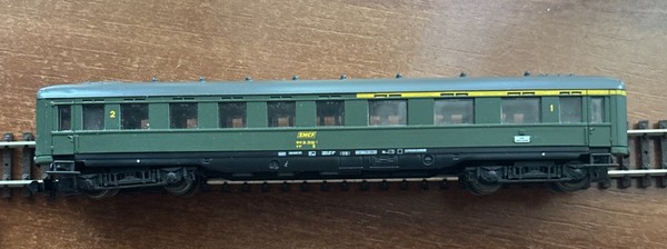 Vagón De Pasajeros de la SNCF - Roco 02265C Escala N