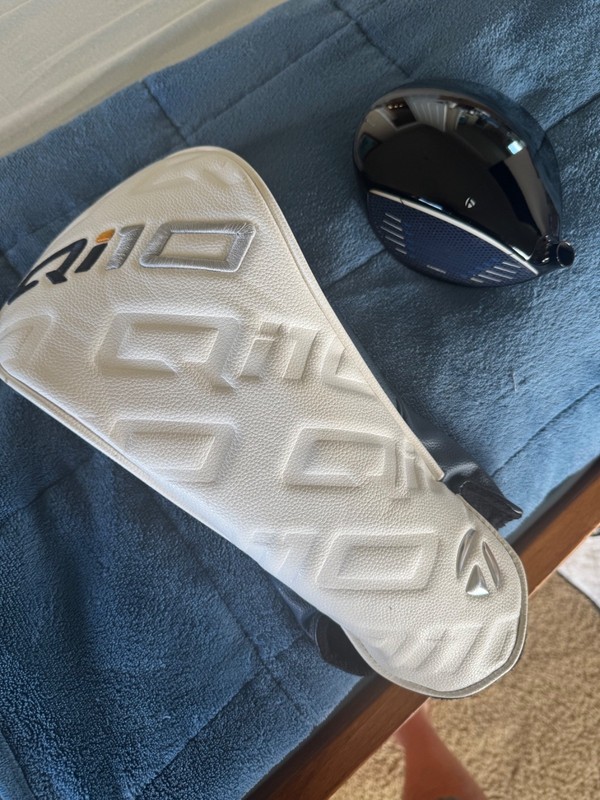 TaylorMade RH V2(version 2) Qi10 MAX 10.5° Tour Issue  Head 45LLD01C +   CT:233
