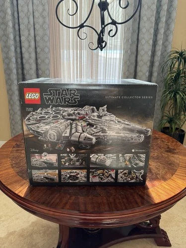 LEGO Star Wars Millennium Falcon 75192 Ultimate Collector Series Complete Set