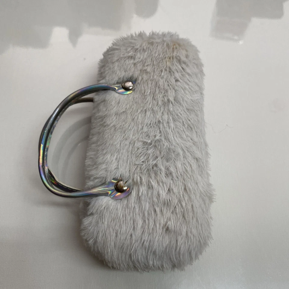 Estojo de óculos de sol de pele sintética de urso panda com alças - Imagem 2 de 4