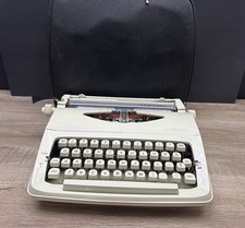 Vintage 1950’s Royal Quiet Deluxe Typewriter Made In Holland with Case thumbnail
