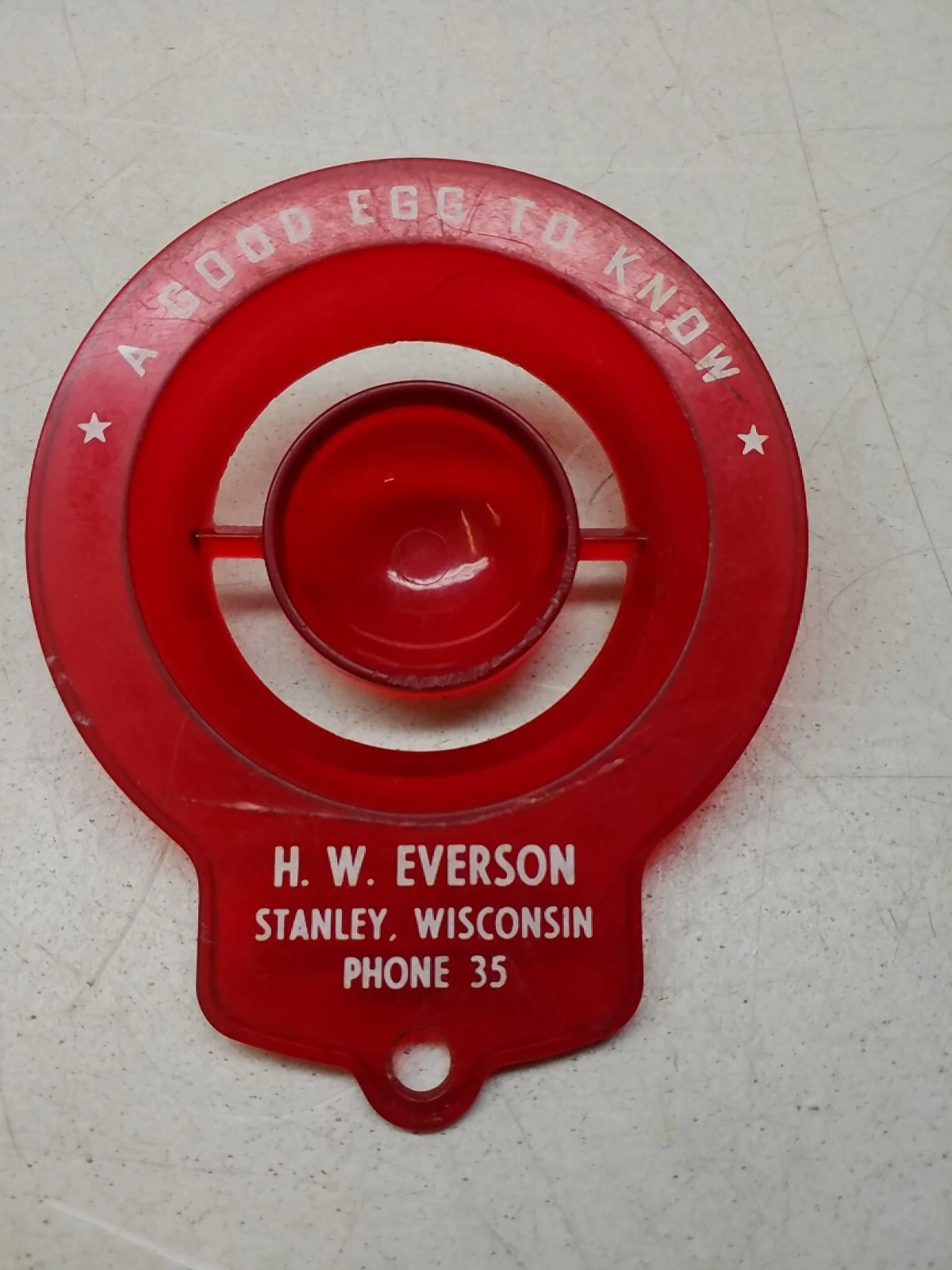 Vintage H W Everson A Good Egg Red Plastic Egg Separator Stanley Wisconsin
Opens in a new window or