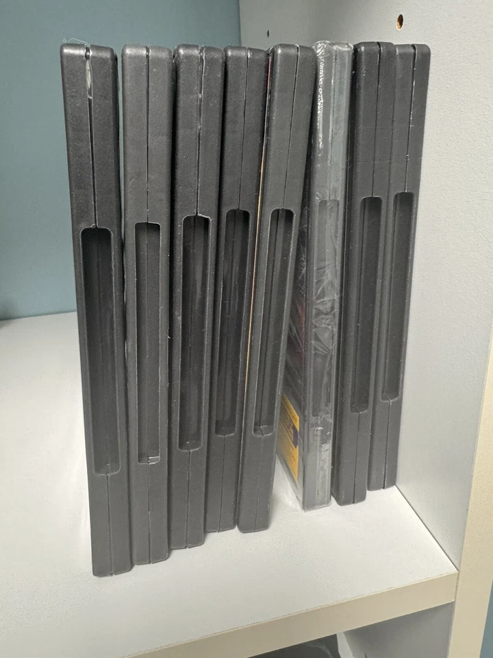 DC and Marvel Comics DVDs Lot Of 8 Movies Wolverine SPIDER-MAN Avengers Batman — 第 3/4 张图片