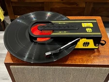 RARE Third Man Records Records Portable Record Player /Crosley Revolution CR602A