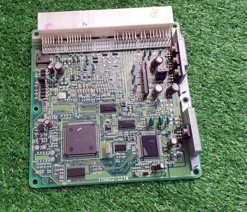 Toyota Land cruiser 2000-2002 KZJ95 Engine Computer 1KZTE 89666-60010 M/T Used - Picture 7 of 12