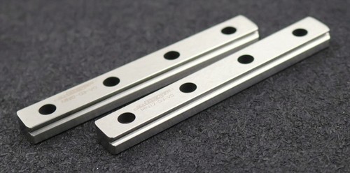 SCHNEEBERGER 2x Lineare Führungsschiene 12/95mm Länge 95mm unbenutzt - Bild 1 von 8