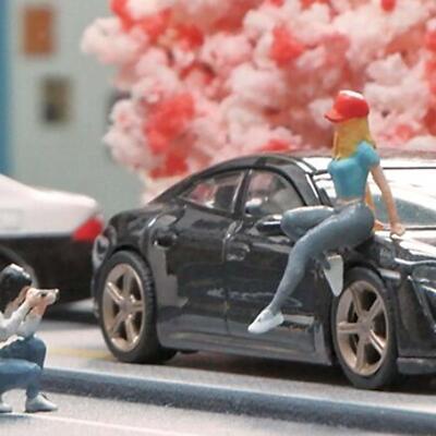 Simulierte Mädchenfiguren 1:64 Mädchenfigur für DIY-Szene mit Bahnhofslayout