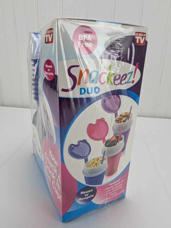 Snackeez! Duo Your Snack & Drink in One Cup Combo Pack Blue As Seen on TV New - Image 3 of 4