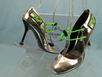 NIB PRADA 1I127L SILVER PATENT LEATHER LOGO D'ORSAY HEELS PUMPS US  ITALY