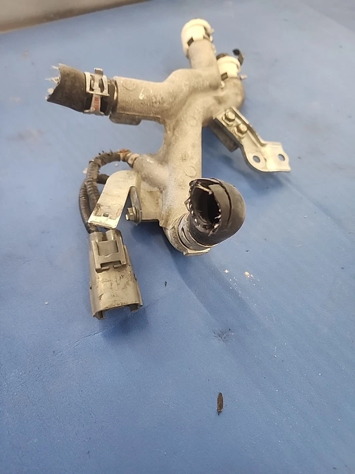 2006-2013 LEXUS IS250 ТЕРМОСТАТ НАГРЕВАТЕЛЬ ОХЛАЖДАЮЩЕЙ ЖИДКОСТИ ВПУСКНАЯ ТРУБА МЕТАЛЛИЧЕСКАЯ ТРУБКА OEM 2,5 V6 - Изображение 4 из 4