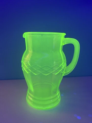 Vintage Anchor Hocking Uranium Glass Pitcher Glowing Vaseline 8” Diamond Band