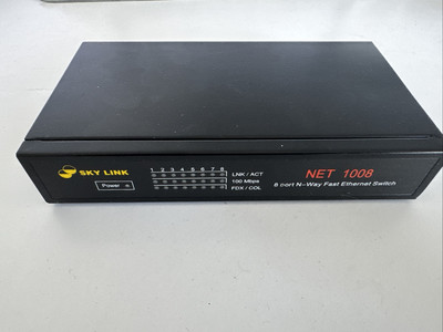 SKY LINK NET 1008 8-PORT N-WAY FAST ETHERNET SWITCH MIT STROMKABEL