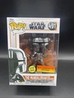 Funko POP! Star Wars 491 The Mandalorian -Mandalorian w DarkSaber GITD Exclusive