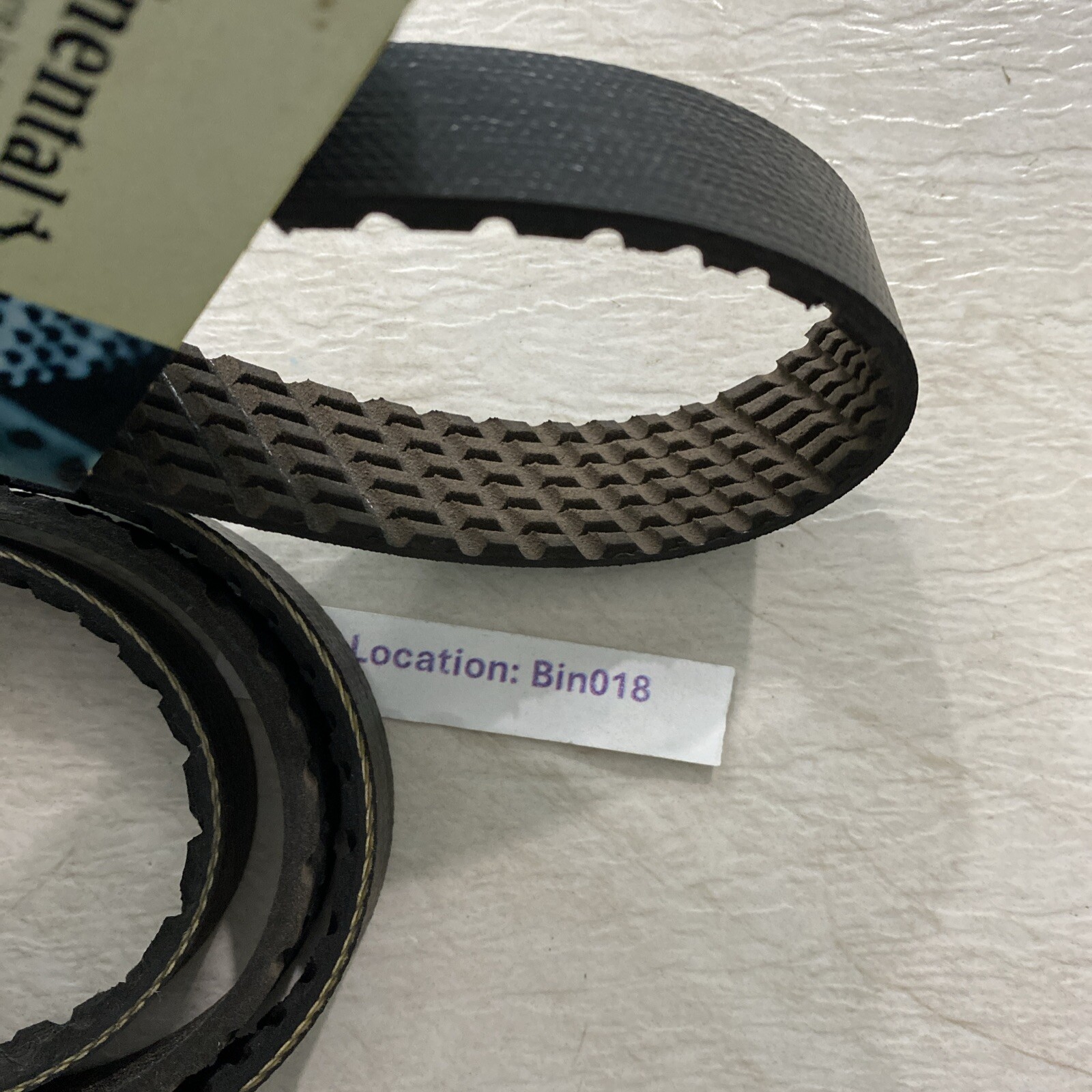 CONTINENTAL ELITE POLY V-BELT 4060390 & 4050887 Lot of 2 various sizes