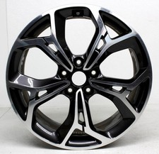 OEM Kia Sportage 19 Inch Wheel 52910-D9470 Scratches and Marks