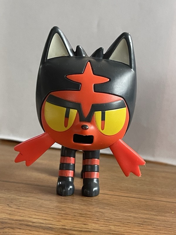 2017 Mcdonald's Happy Meal Toy Pokemon Sun/Moon Litten Toy