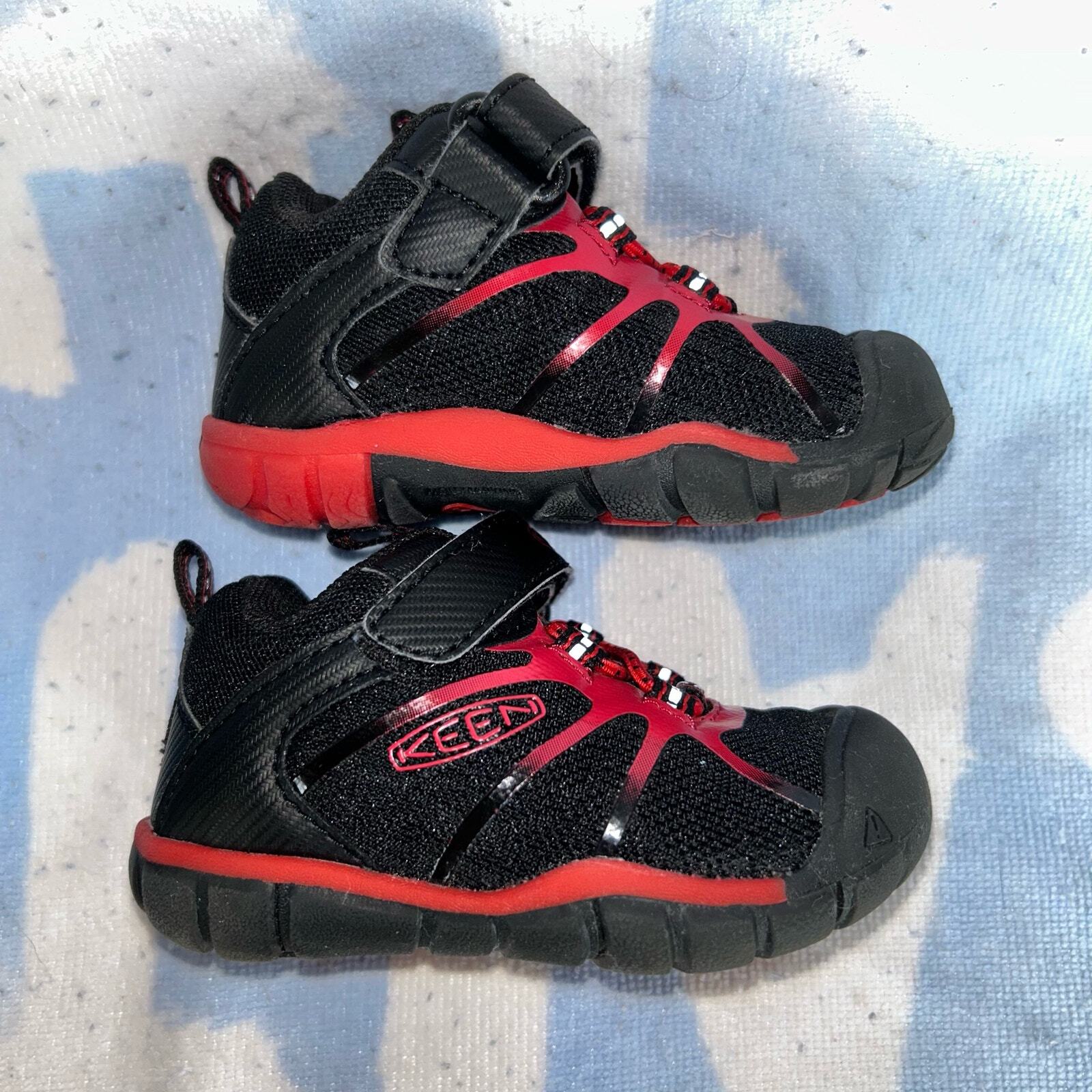 Sneakers CNX nuove senza etichette (Store Display) per bambini taglia 5 Keen Chandler 2