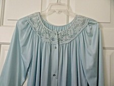Vintage Peignoir/Robe-Blue-Gilead Size Medium-Full Length-Made USA-Lace-EUC