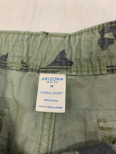 ARIZONA BOYS CARGO CAMO COTTON SHORTS SIZE 18 - 第 2/3 張圖片