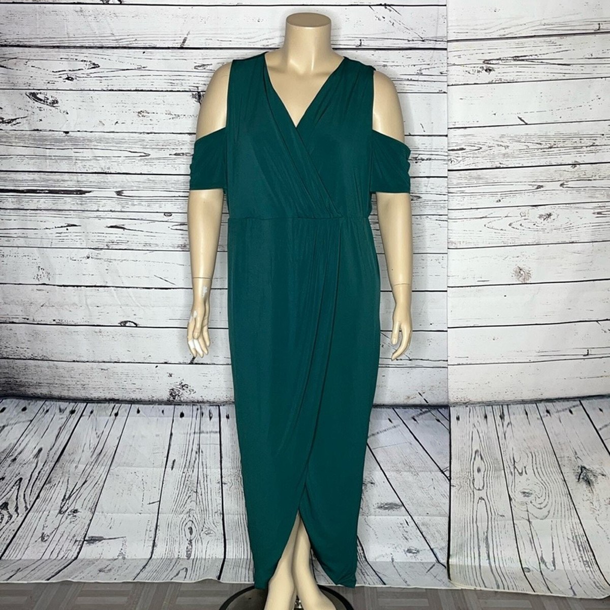 green emerald velvet dress Mac Duggal Evening