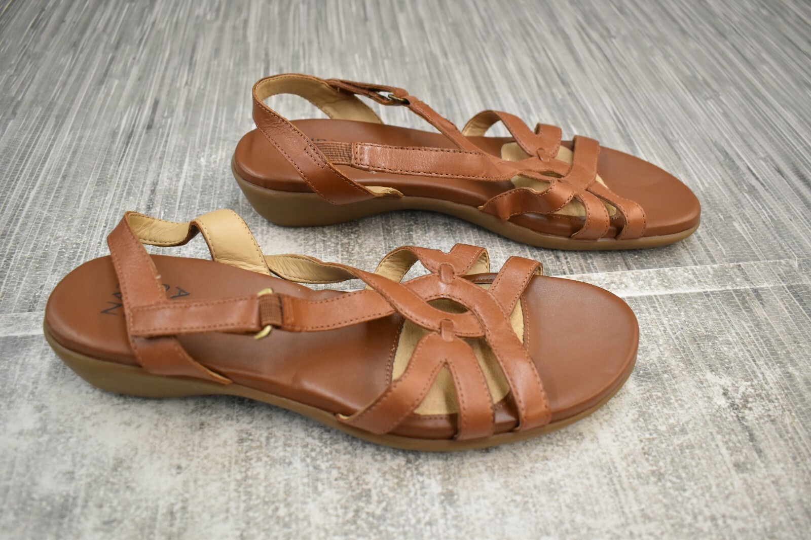 naturalizer neo sandal