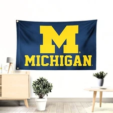 UNIVERSITY OF MICHIGAN WOLVERINES 3'X5' BANNER FLAG