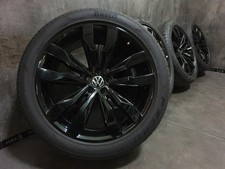 VW Touareg 3 CR7 Suzuka Alufelgen Sommerreifen 285/40 R 21 RDKS 760601025D