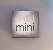 Apple iPod mini 2nd Generation Silver 4 GB 