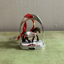 BREYER horse 2020 STIRRUP CHRISTMAS ORNAMENT "Yuletide Greetings" SO MERRY!