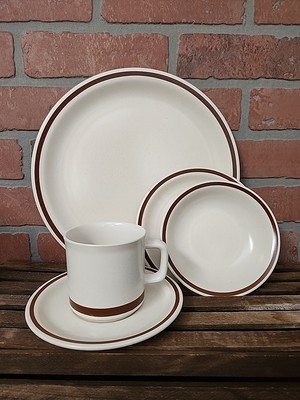 Vintage Sandusky By The Woodhaven Collection Complete Service For 1, 5pc.