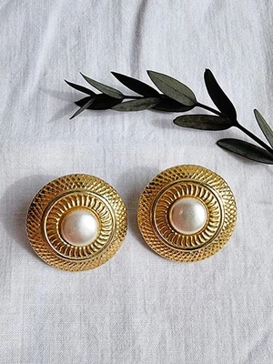 Boucles d’oreilles vintage dorées à clip perle nacrée - Photo 1/4