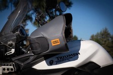 Fundas de manos para motocicleta Hippo Hands Rogue tamaño mediano versátiles negras