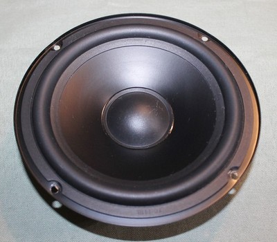 Polk Audio T50 Passive radiator  Excellent condition