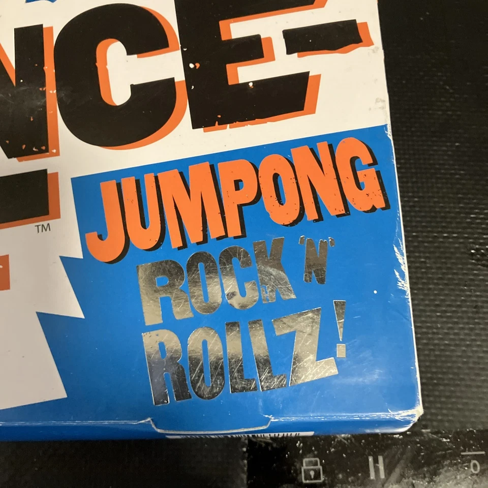 Bounce-Off Jumpong Rock N Rollz Game - COMPLETE & NICE CONDITION - FAMILY FUN - Image 3 of 4